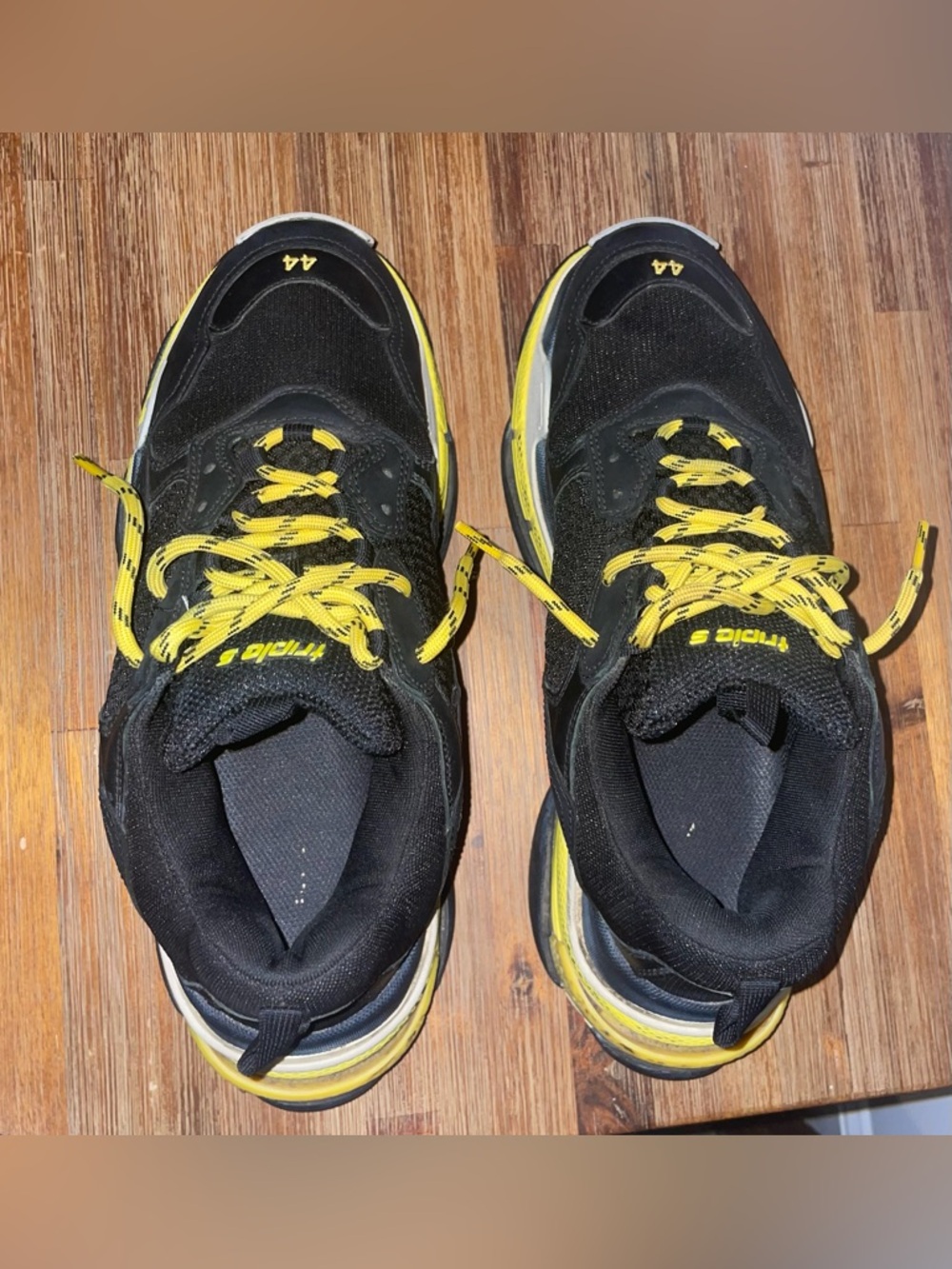 Balenciaga Triple S - Picture 7 of 13